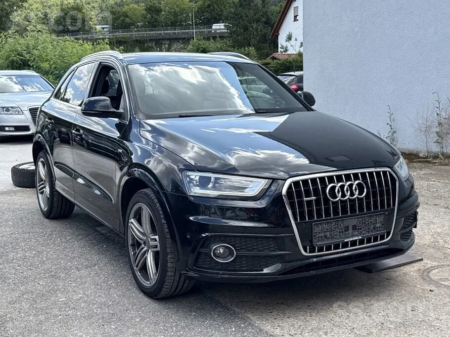 Audi Q3 2013 photo 2