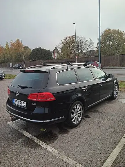Volkswagen Passat 2012 photo 2
