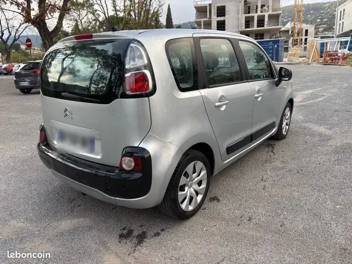 Citroen C3 Picasso 2009 photo 2