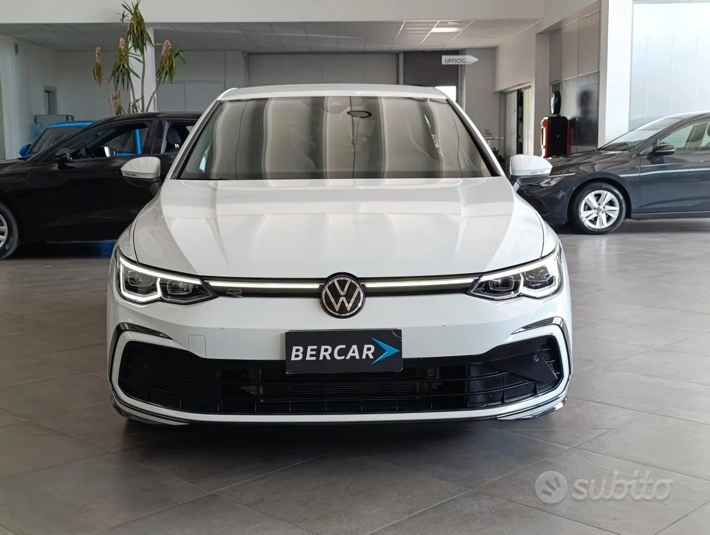 Volkswagen Golf 2024 photo 2