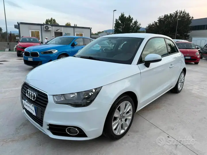 Audi A1 2012 photo 2