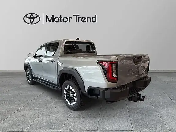 Toyota Hilux 2026 photo 2