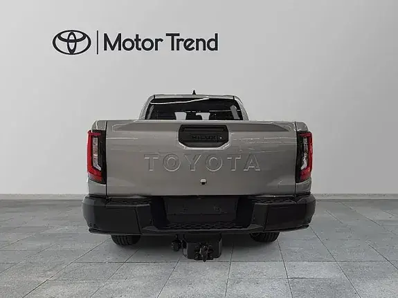 Toyota Hilux 2026 photo 4