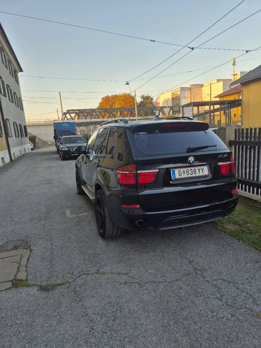 BMW X5 2010 photo 3