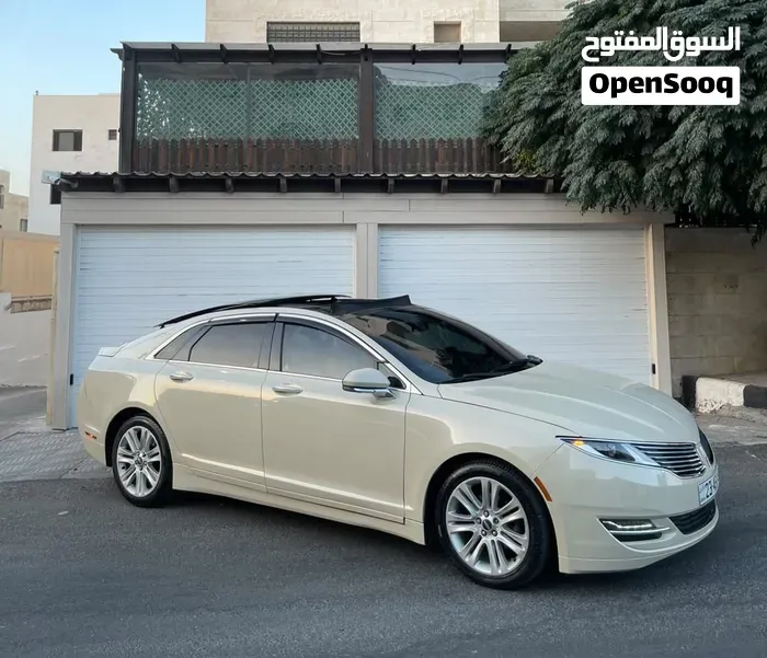 Lincoln Mkz