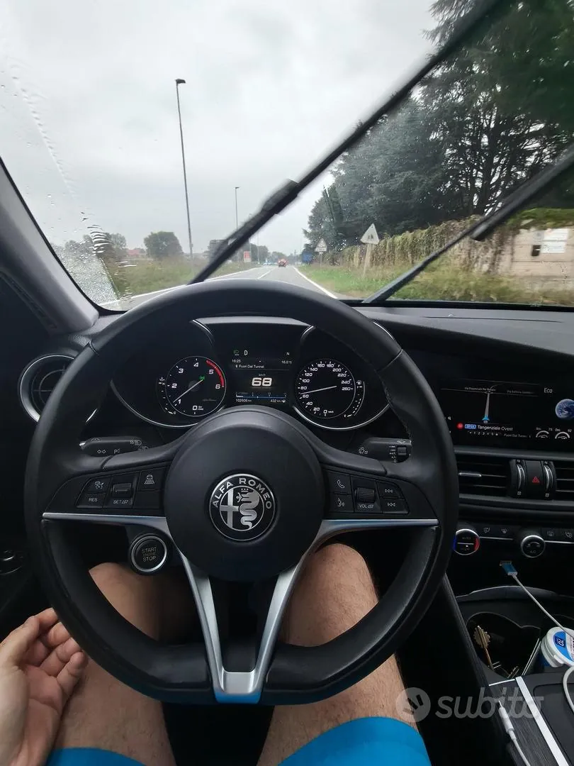 Alfa Romeo Giulia 2018 photo 5