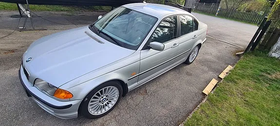 BMW 330I 2001 photo 2