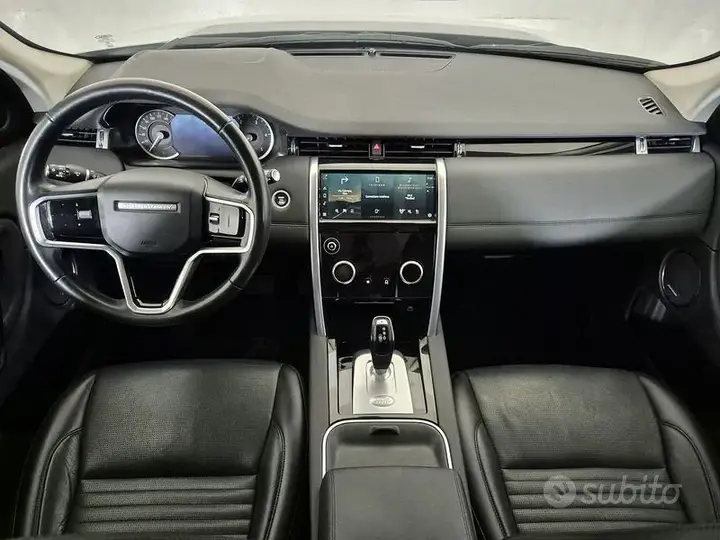 Land Rover Discovery Sport 2022 photo 4