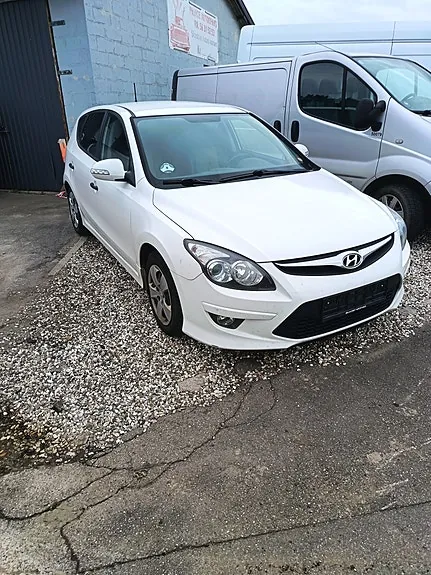 Hyundai I30 2011 photo 2