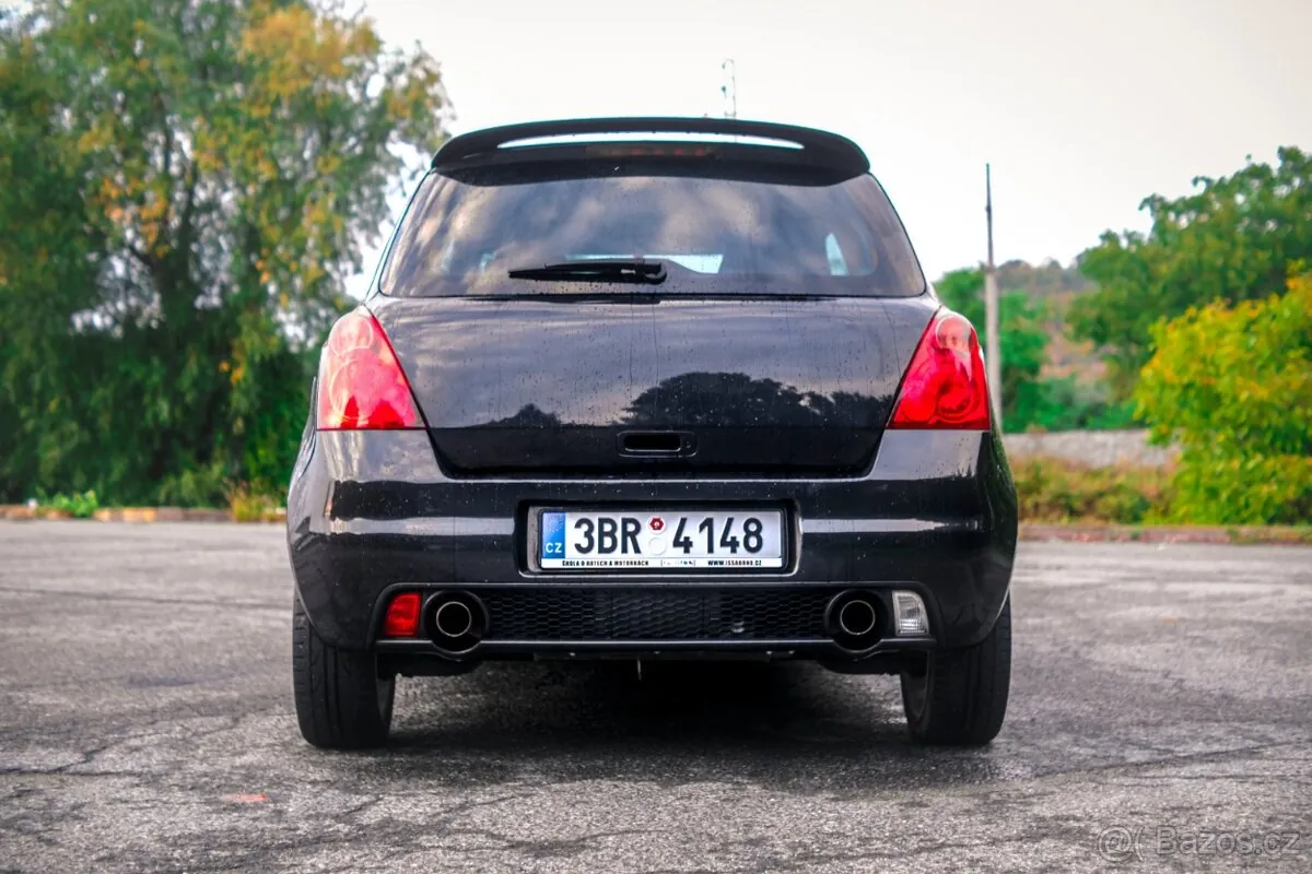 Suzuki Swift 2009 photo 4
