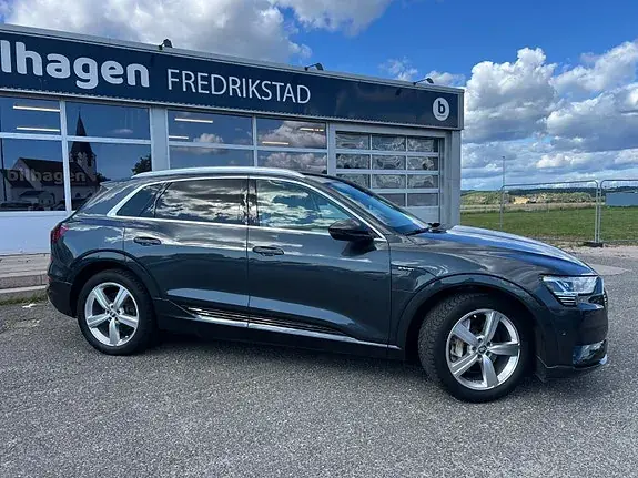 Audi E-Tron 2020 photo 2