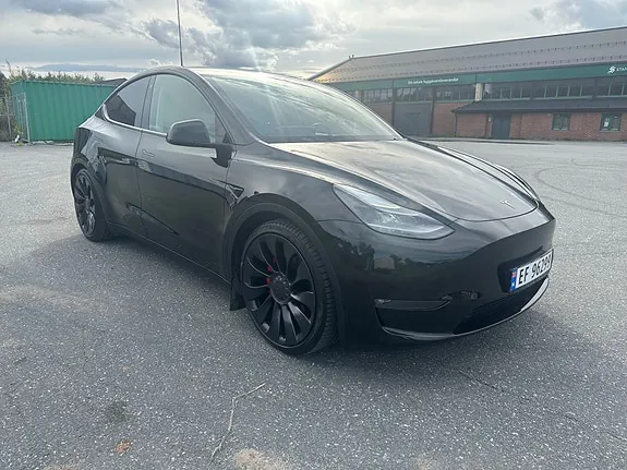 Tesla Model Y 2023 photo 5