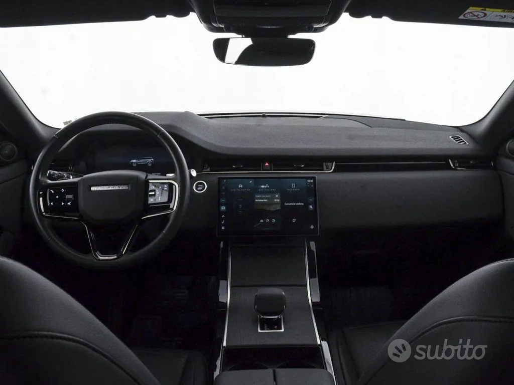 Land Rover Range Rover Evoque 2024 photo 4