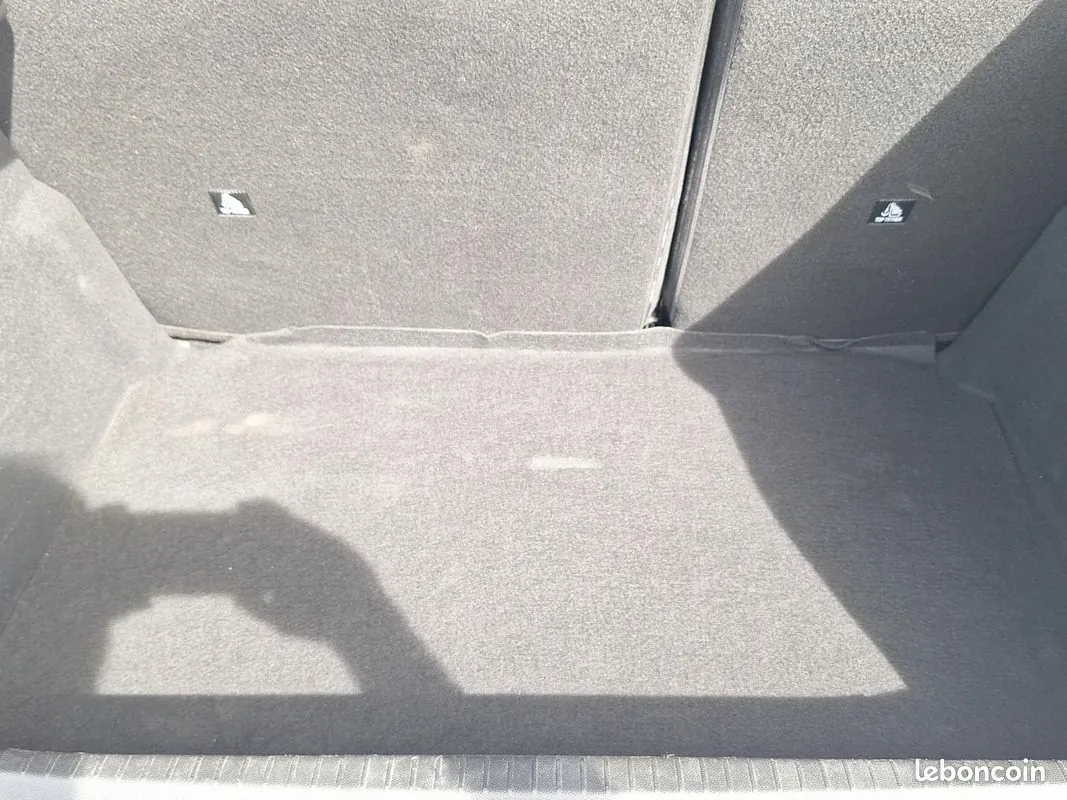 Peugeot 208 2025 photo 5