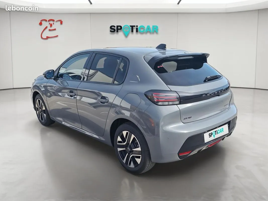 Peugeot 208 2025 photo 3