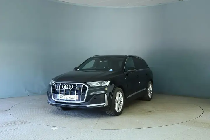 Audi Q7 2022 photo 3