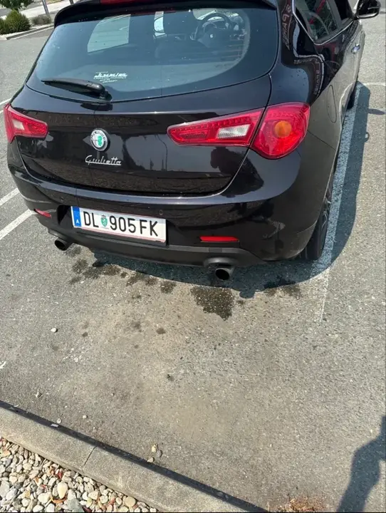 Alfa Romeo Giulietta 2011 photo 3