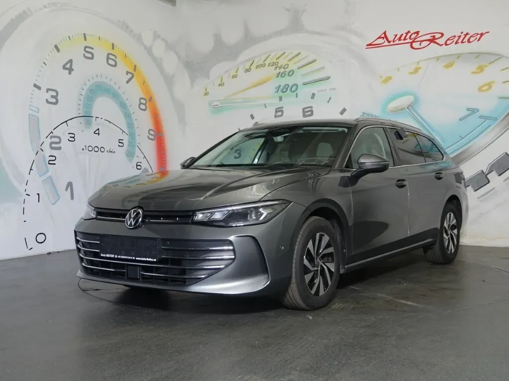 Volkswagen Passat 2024 photo 3