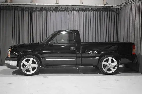 Chevrolet Silverado 1500 2004 photo 3