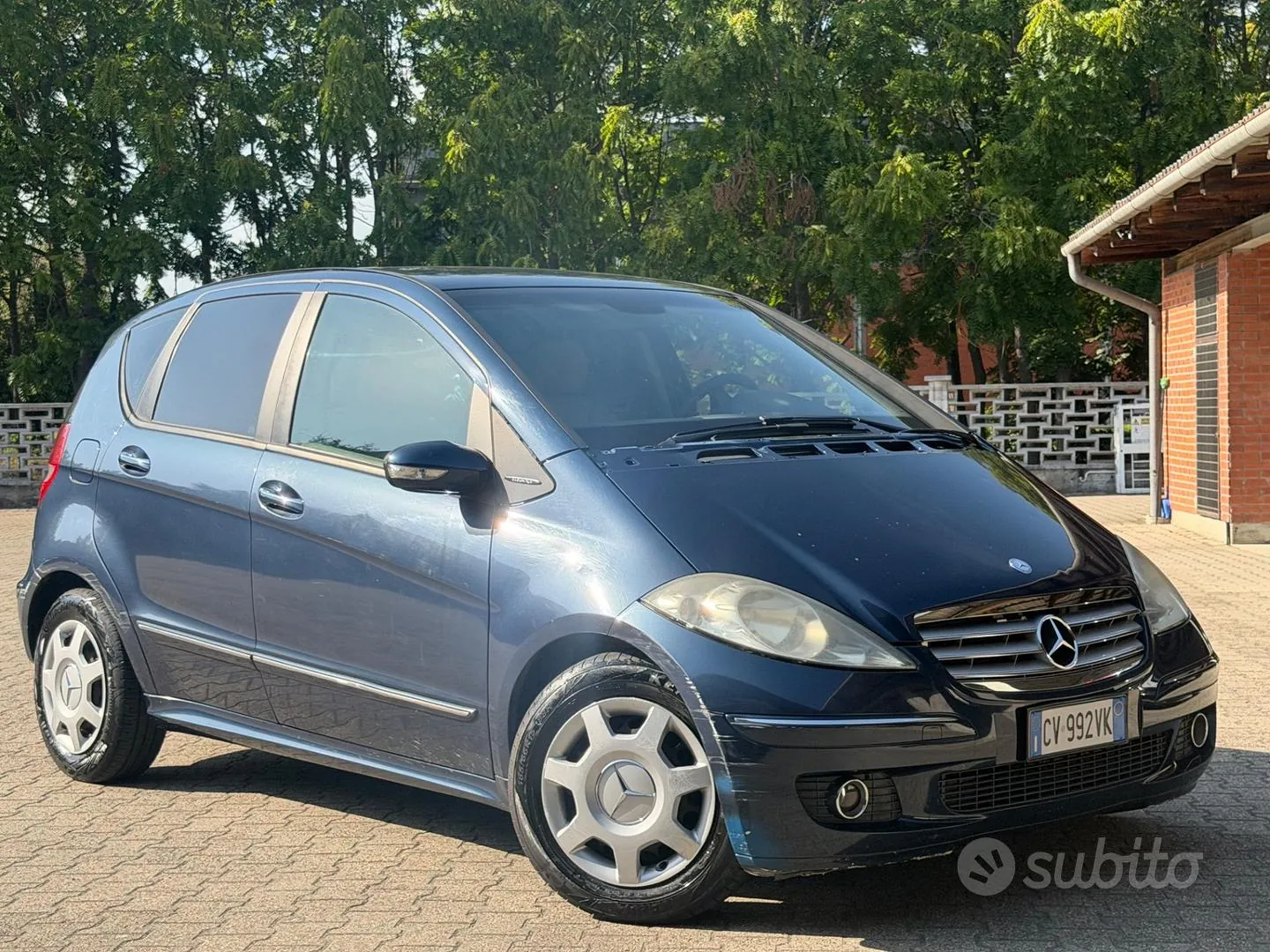 Mercedes-Benz A 180