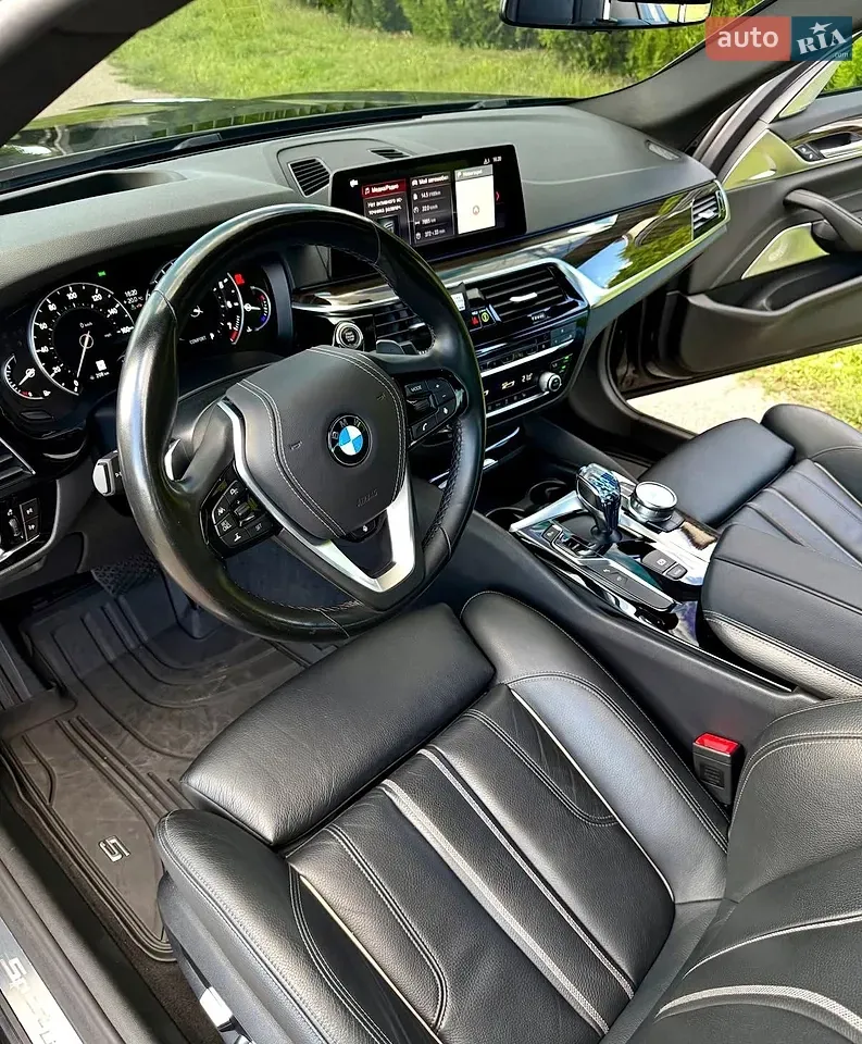 BMW 5 Series 2018 photo 4