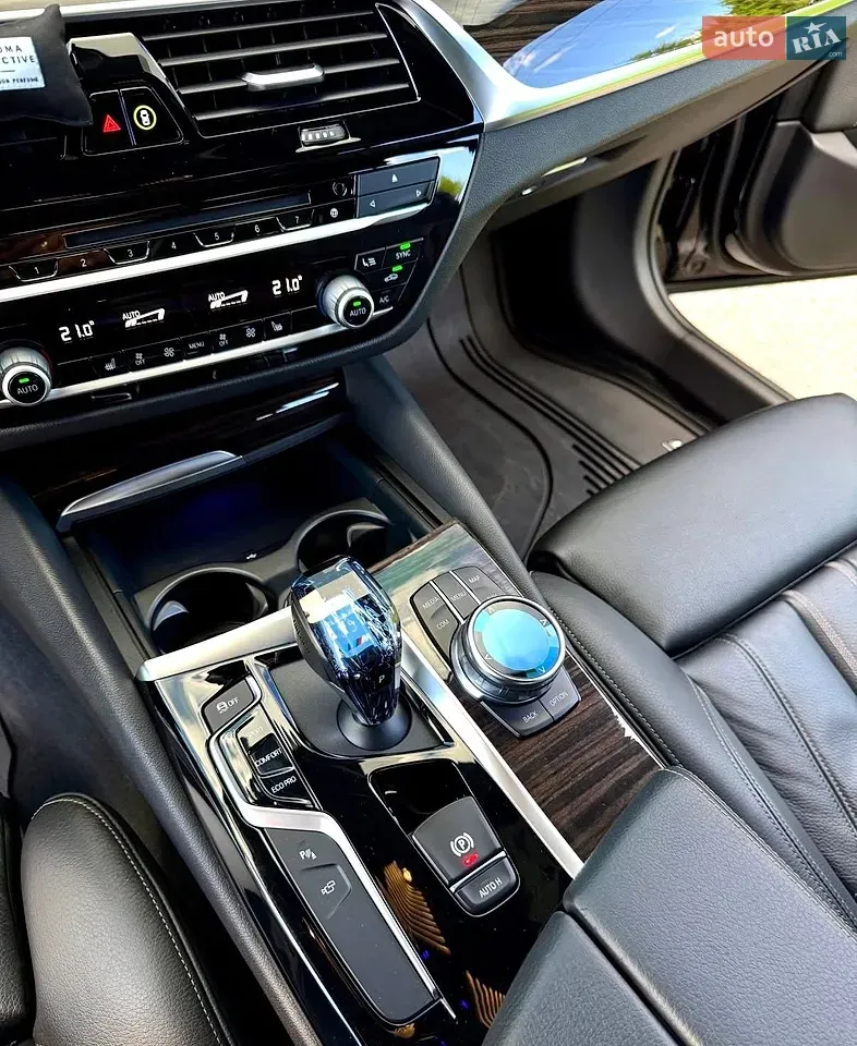 BMW 5 Series 2018 photo 5