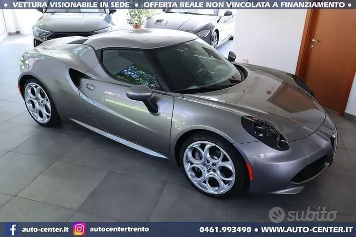 Alfa Romeo 4C 2014 photo 2