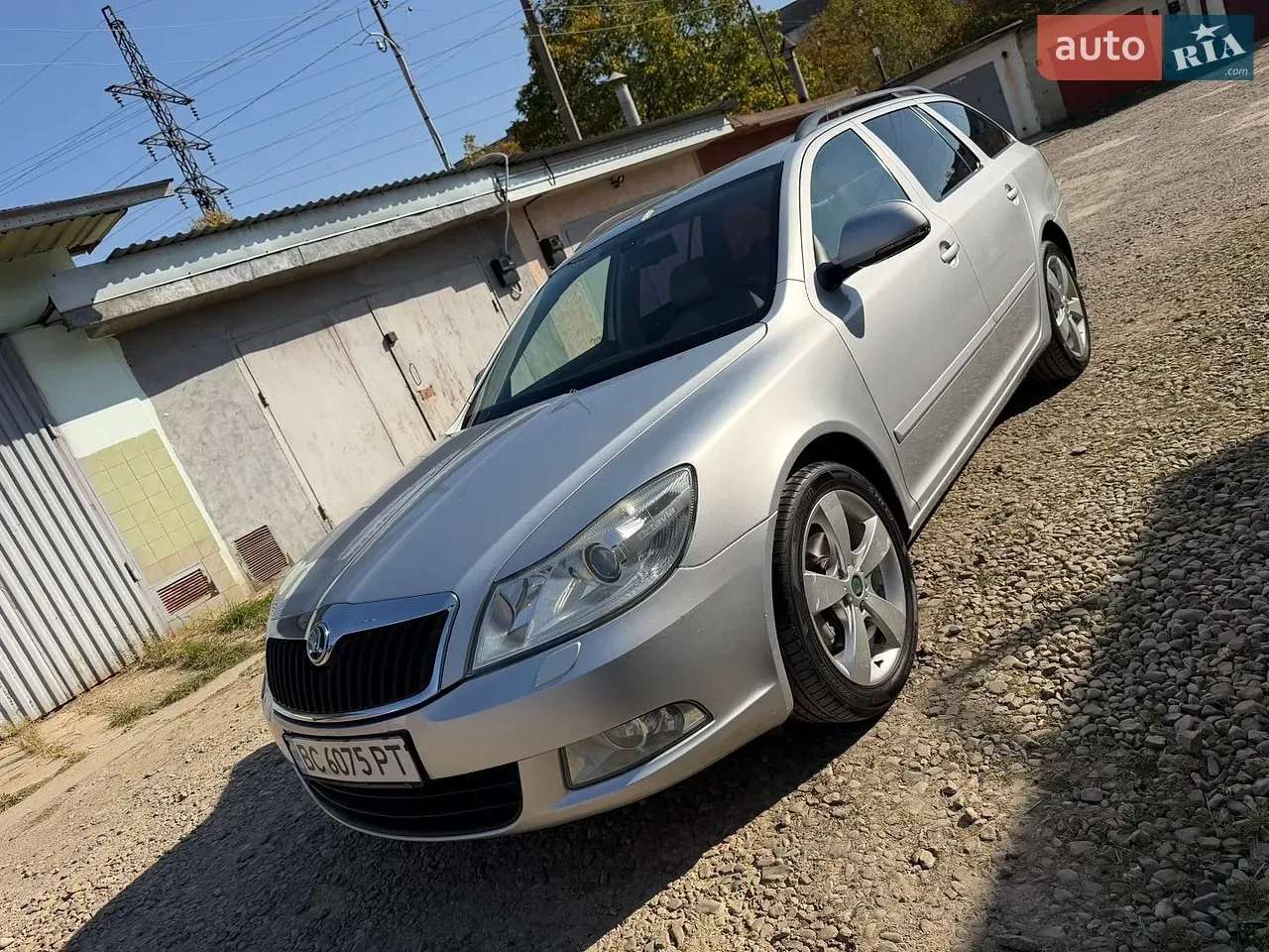 Skoda Octavia 2009 photo 4