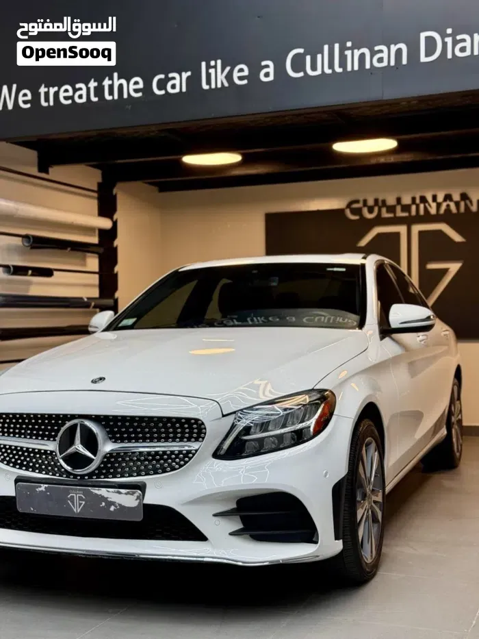 Mercedes-Benz C300 2019 photo 4