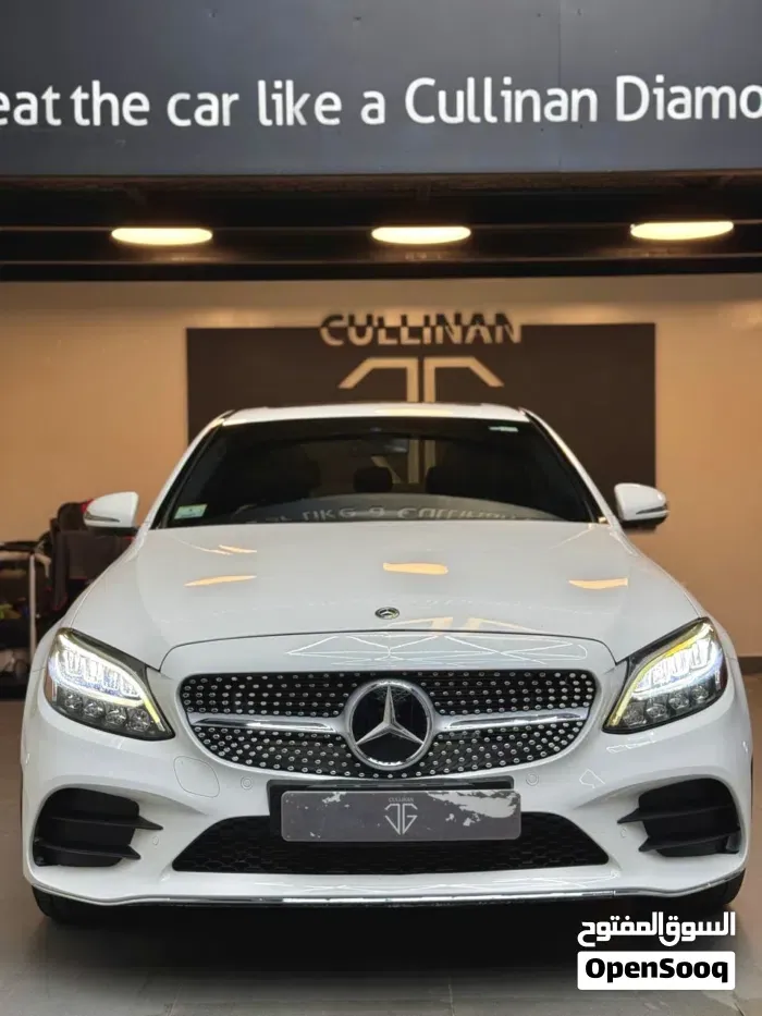 Mercedes-Benz C300 2019 photo 2