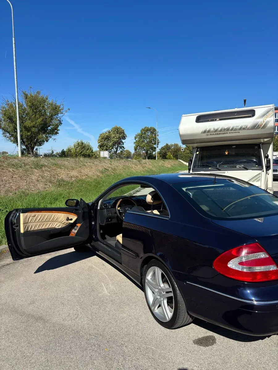 Mercedes-Benz Clk-Class 2003 photo 3