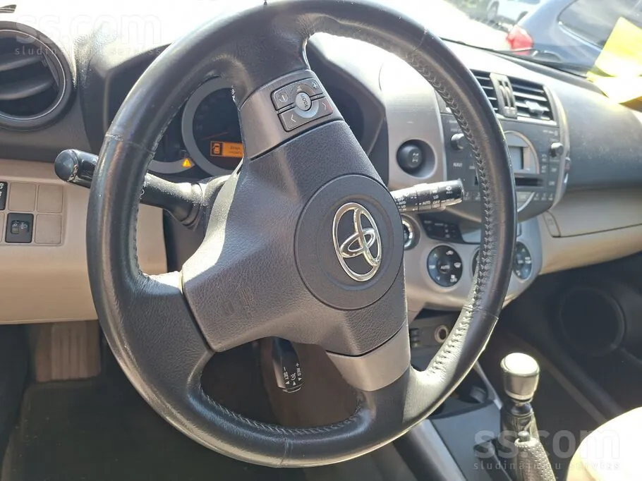 Toyota Rav4 2007 photo 5