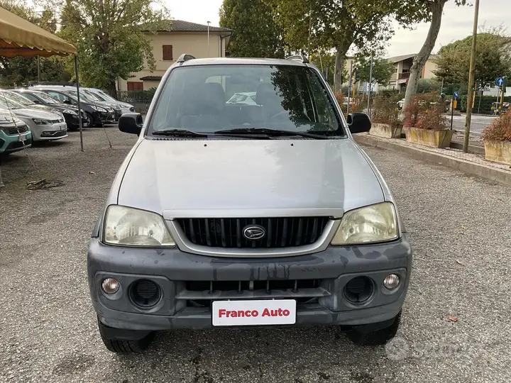 Daihatsu Terios 2004 photo 2