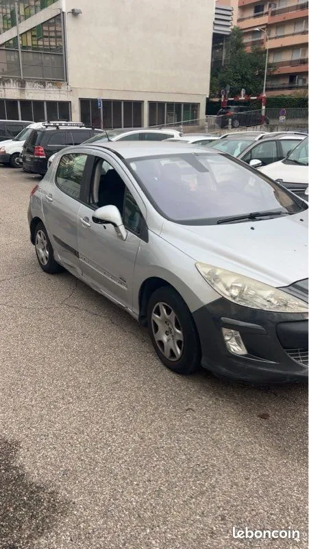 Peugeot 308 2009 photo 3