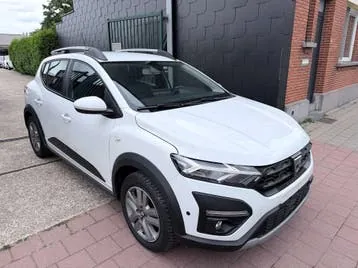 Dacia Sandero Stepway 2021 photo 2