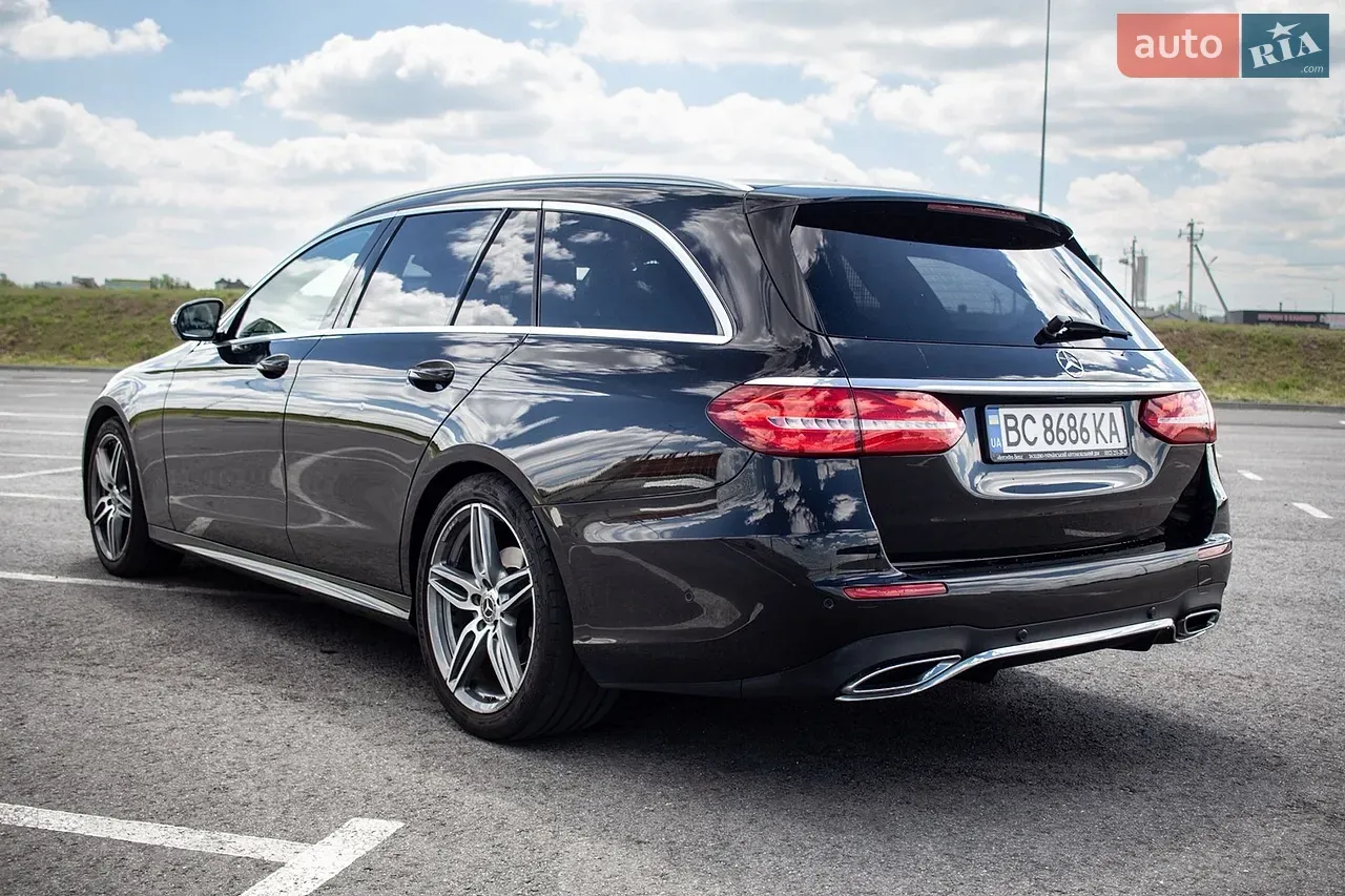 Mercedes-Benz E-Class 2017 photo 5