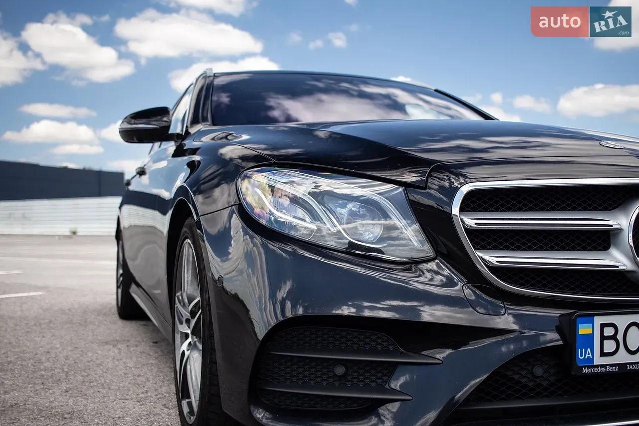 Mercedes-Benz E-Class 2017 photo 4