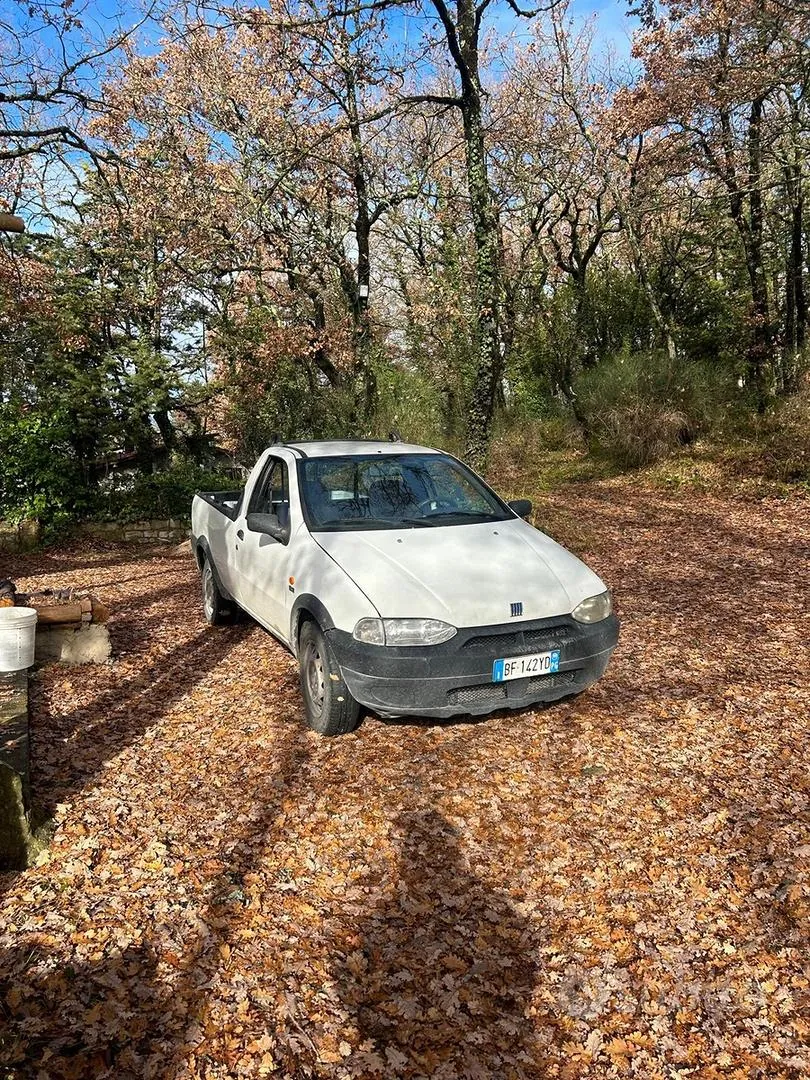 Fiat Strada 1999 photo 2