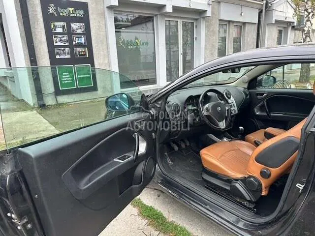Alfa Romeo Mito 2011 photo 2