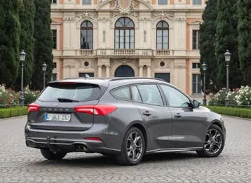 Ford Focus 2019 photo 2