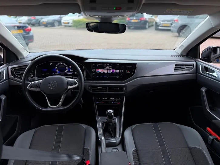 Volkswagen Polo 2022 photo 2