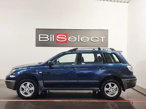 Mitsubishi Outlander 2004 photo 2
