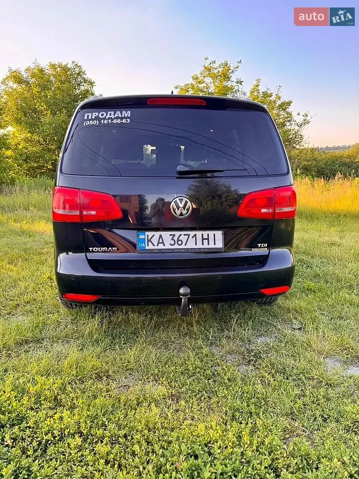 Volkswagen Touran 2013 photo 4