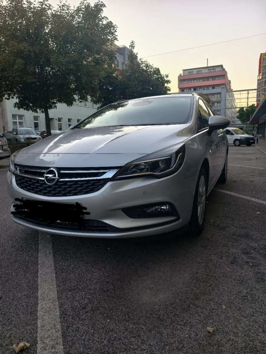 Opel Astra 2017 photo 3