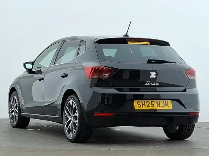 Seat Ibiza 2025 photo 2