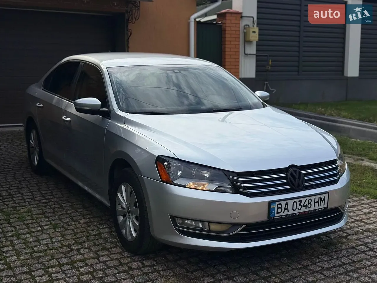 Volkswagen Passat 2014 photo 2