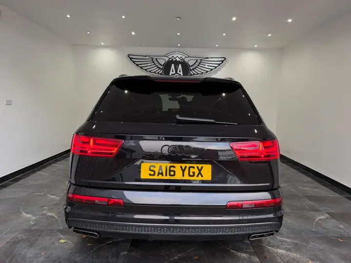 Audi Q7 2016 photo 4
