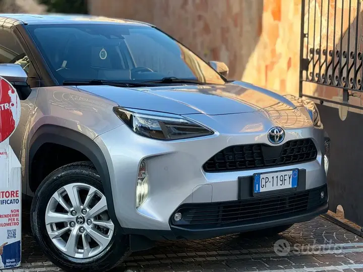 Toyota Yaris Cross 2023 photo 2