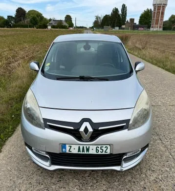 Renault Scenic 2015 photo 2