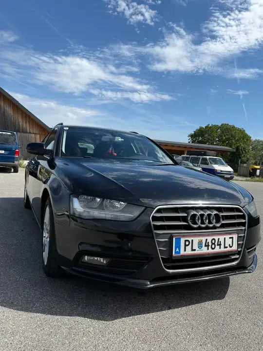 Audi A4 Avant 2012 photo 3